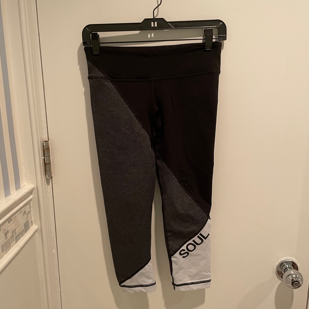 SOUL CYCLE LEGGINGS - Size Small